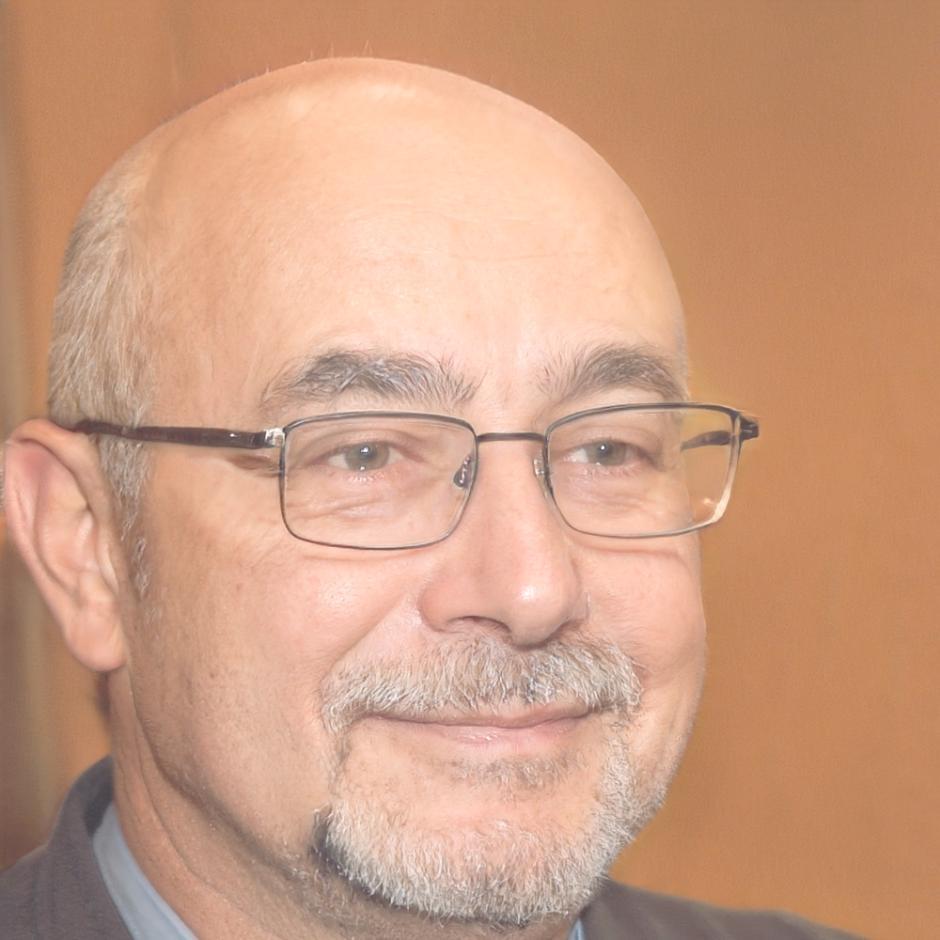 Rowe Tremaine - Software Integration Expert